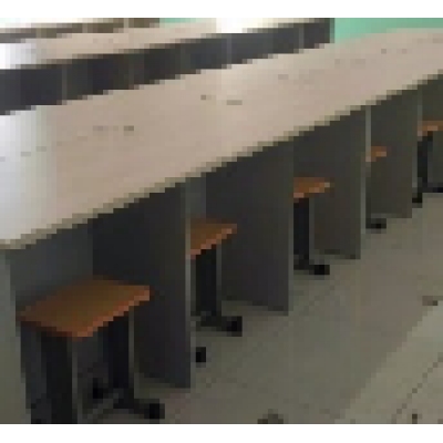 監(jiān)控室操作臺(tái)